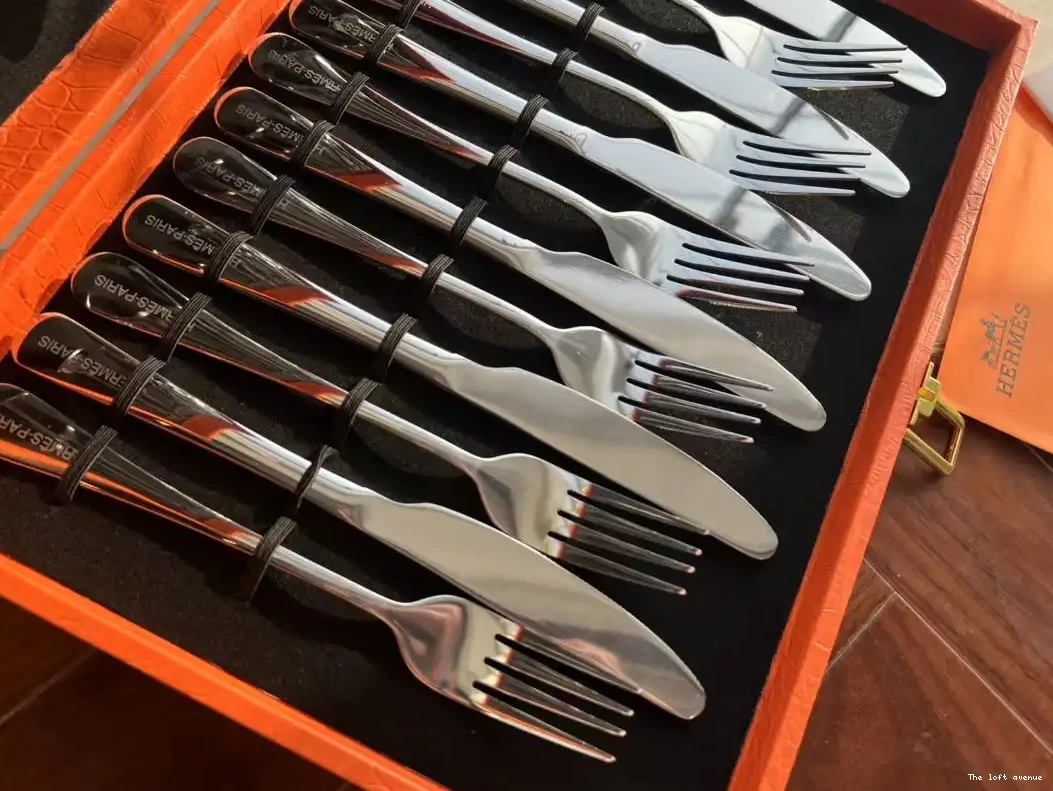 HERMES CUSTOM CUTLERY SET 0515